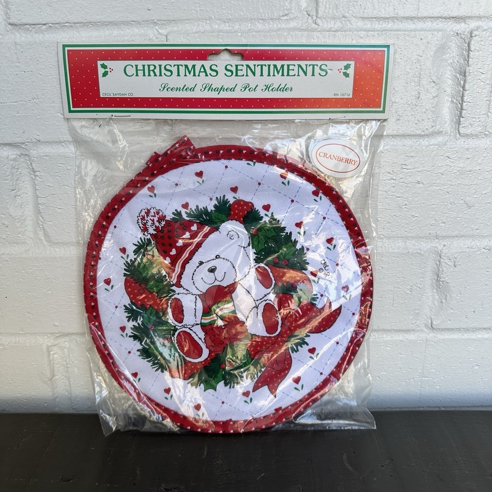 Vintage Christmas Kitchen Pot Holder Teddy Bear Wreath NOS‎ Cranberry Scented
